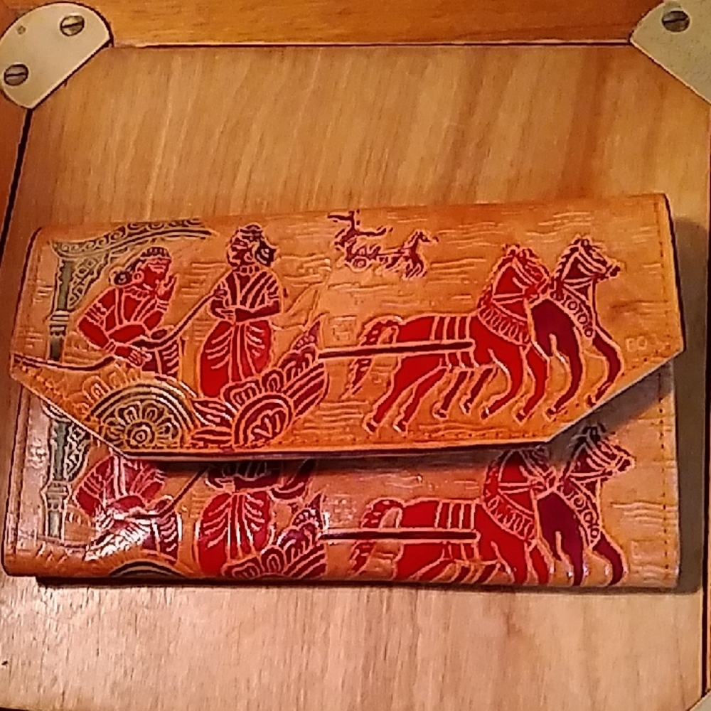 Handcrafted Leather Wallet with Red and Brown Design
